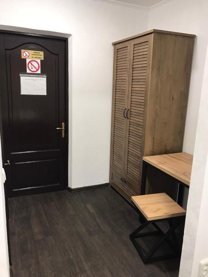 第聂伯罗彼得罗夫斯克 Enrico酒店 外观 照片