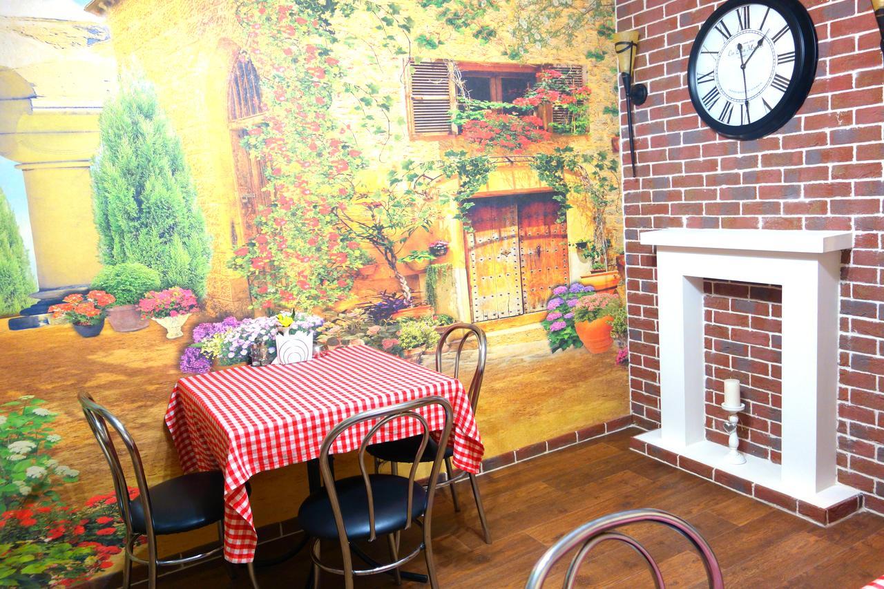 第聂伯罗彼得罗夫斯克 Enrico酒店 外观 照片